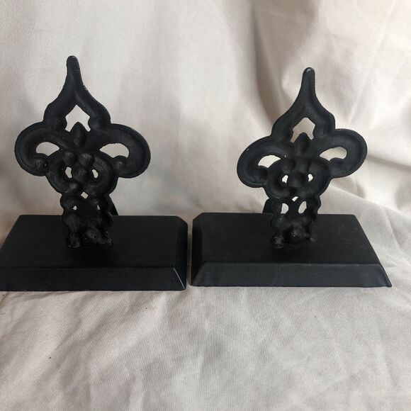 Set Of 2 Vintage Metal Stocking Holder Black Weighted 5” CUTE!! - Picture 2 of 16